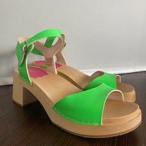 Swedish Hasbeen Apple Green Basic Sandal Size 41